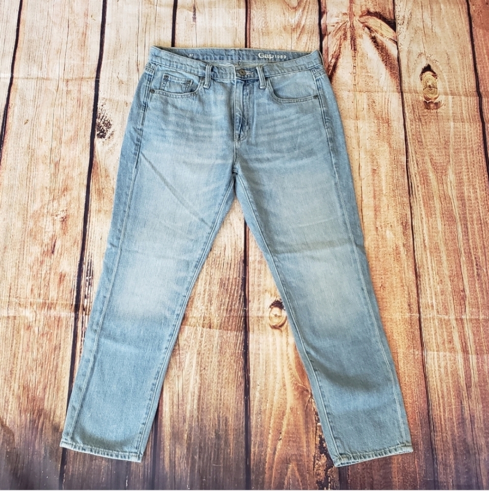 Straight Leg Gap Jeans